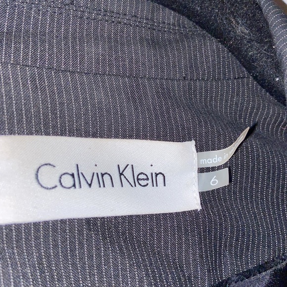 Calvin Klein woman’s suit jacket - Picture 3 of 4